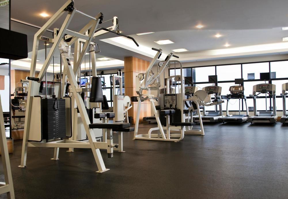 فندق رينيسانس ساو باولو المظهر الخارجي الصورة A gym in a hotel